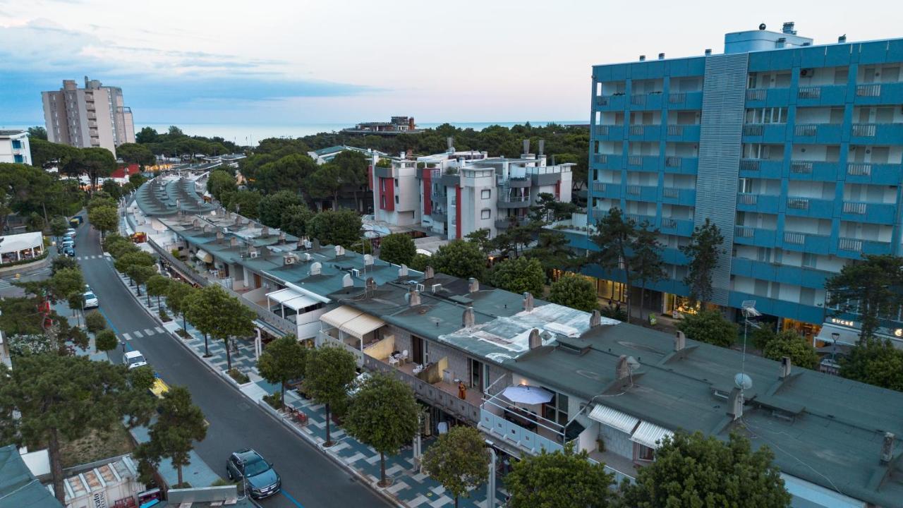 Centro Appartamento Elegante Con Doppia Terrazza Lignano Sabbiadoro Exterior foto